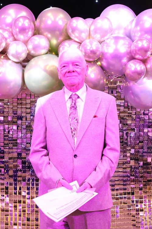 Des Mucklow