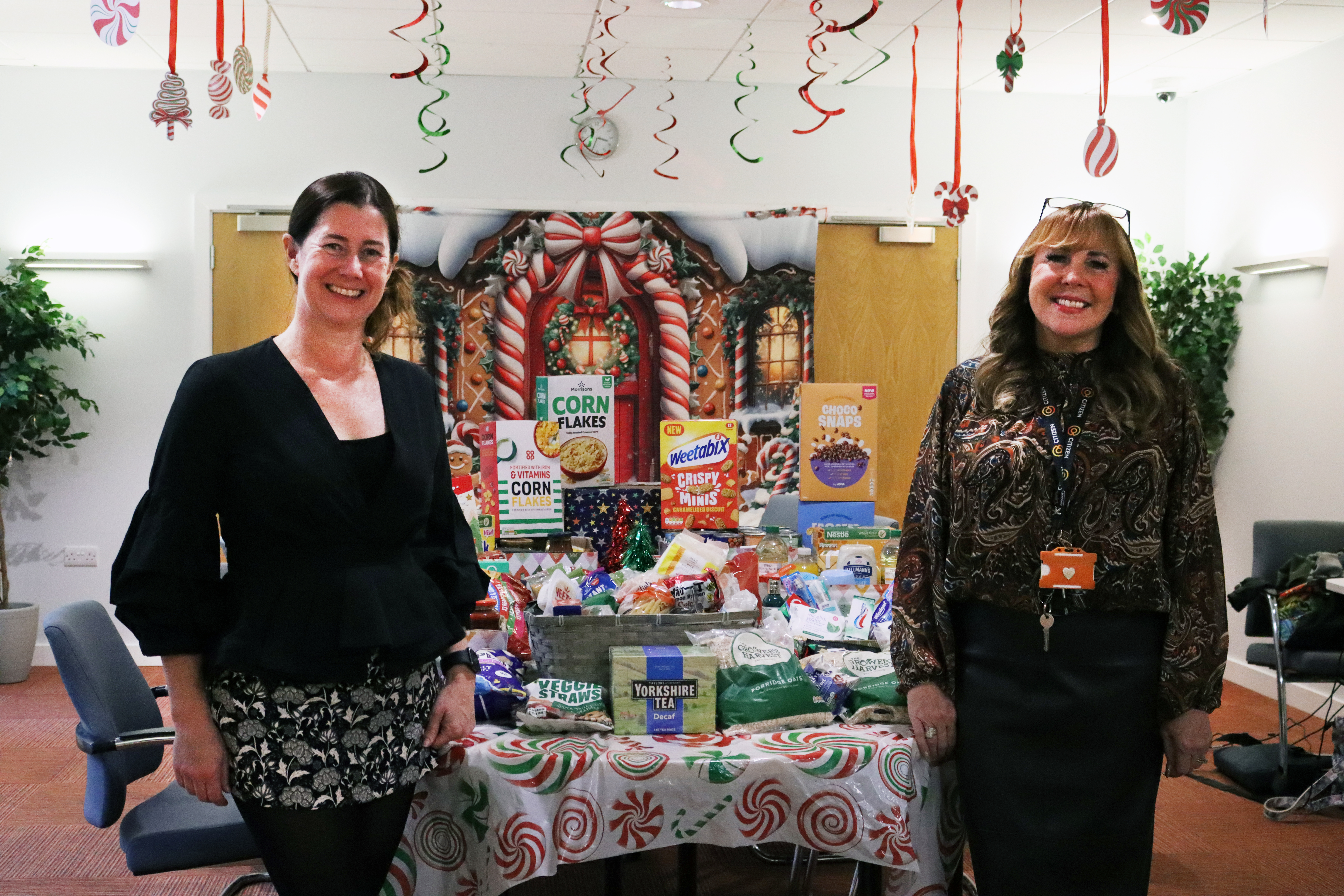 ExtraCare and Citizen Join Forces this Christmas with Food Bank Donations