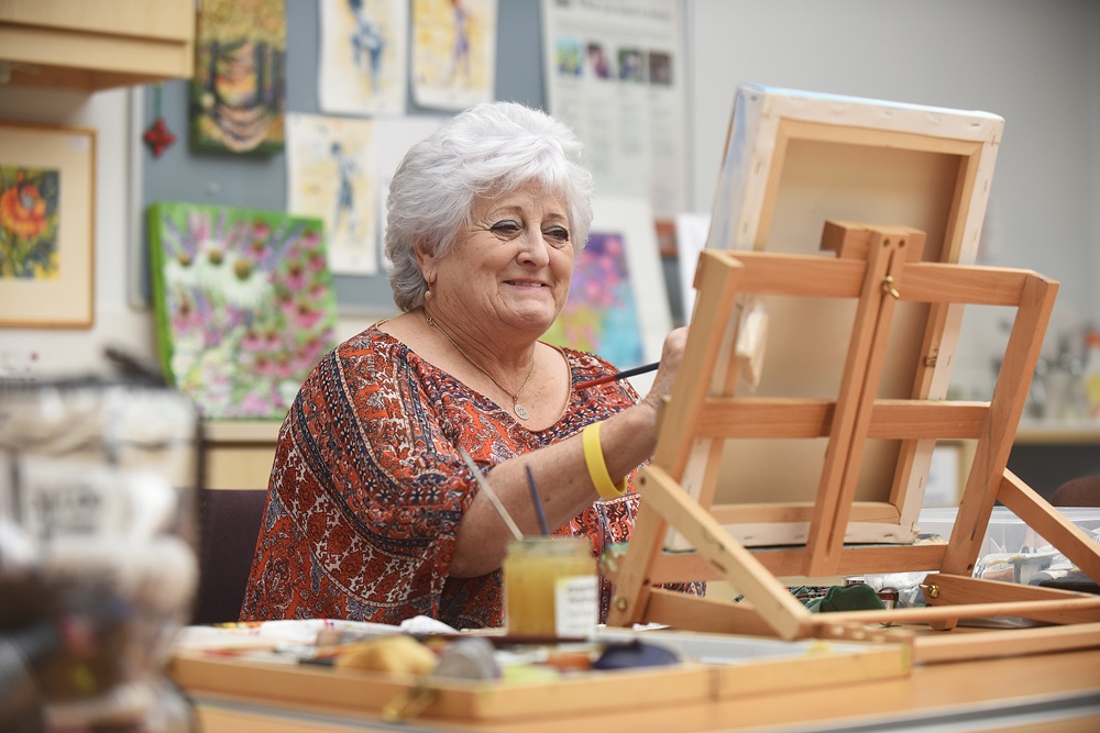 12 Fun hobbies for retirees to try at any time of year